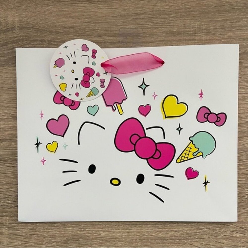 Hello Kitty White Hello Kitty Face Gift Bag NEW